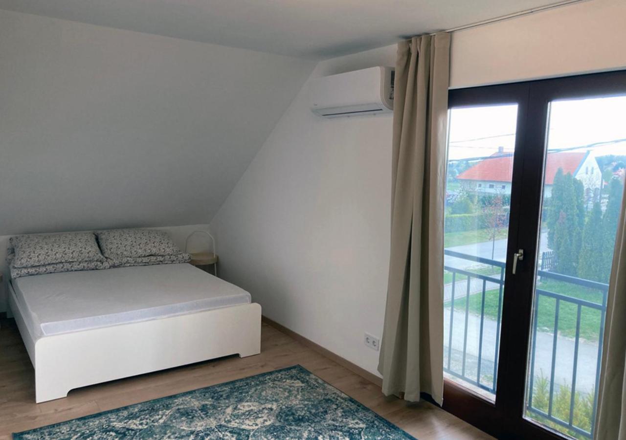 Karadi Apartman Zanka Exterior photo